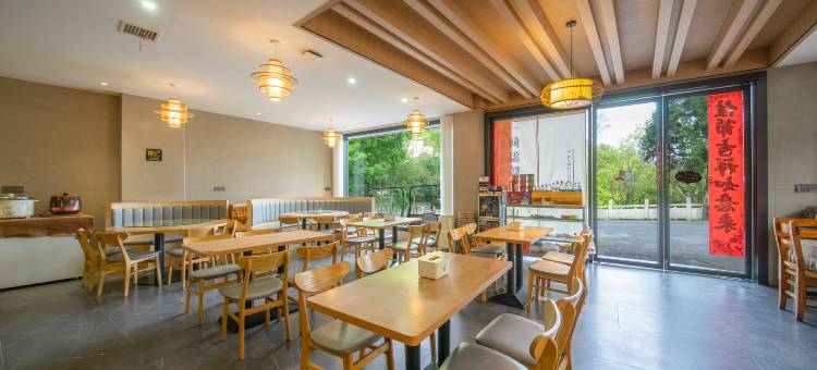 南岳衡山人家民宿(衡山风景名胜区半山亭店)图片