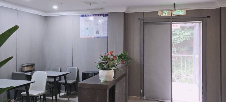 如家睿柏·云酒店(南京江北虹悦城龙华路地铁站店)图片