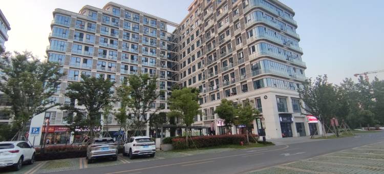 哈博轻居酒店(浙一医院之江院区西投银泰城店)图片