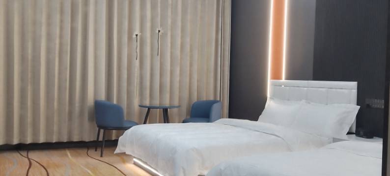 百里画廊唐布拉草原欢驿栖息馆图片