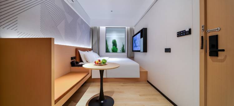 柏曼酒店(烟台南大街万达广场店)图片