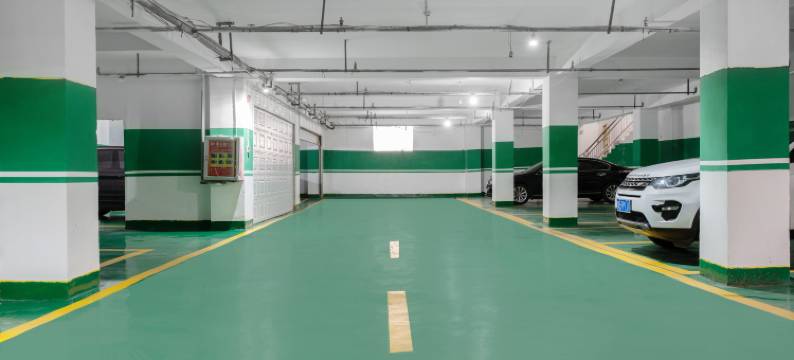 新四海龙主题酒店(兴凯花园店)图片