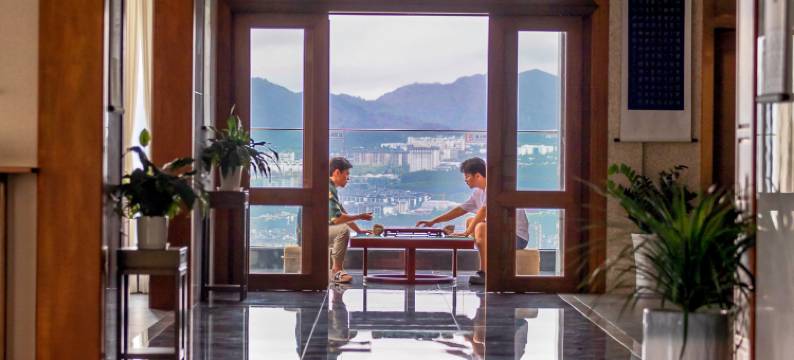 腾冲泊航东山温泉酒店图片