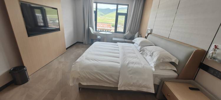 当雄宏远大酒店图片