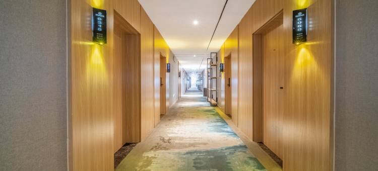 乐澜精致酒店(荥阳高铁西站店)图片