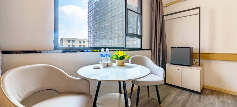 艺佳连锁美宿(广州北站花城路地铁站店)图片