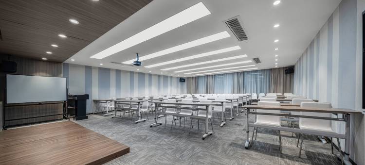 汉庭酒店(青岛北站金水路店)图片