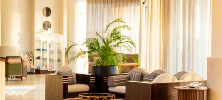 尊贵湾酒店(Majestic Cove Hotel)图片