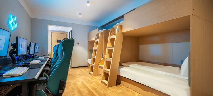 网鱼电竞酒店(成都龙湖时代天街电子科大店)图片