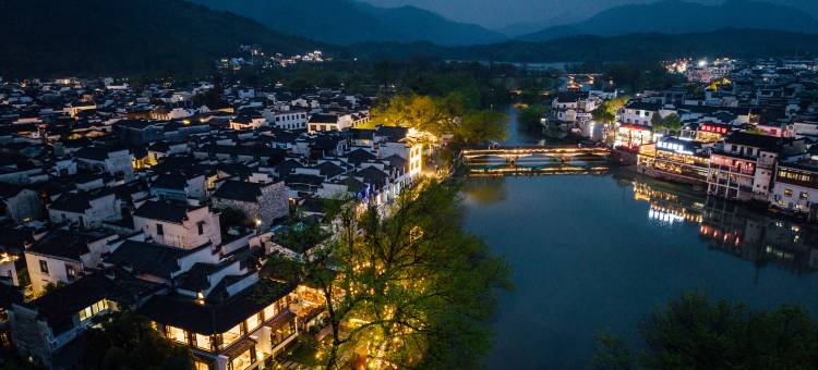 悦季·又见青石·百年老宅·明清南宋徽派风格民宿(宏村景区店)图片