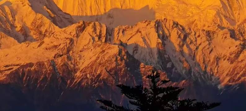 遇见·石棉丨景奕Time Tunnel大渡河畔·轻奢蓝调艺术酒店图片