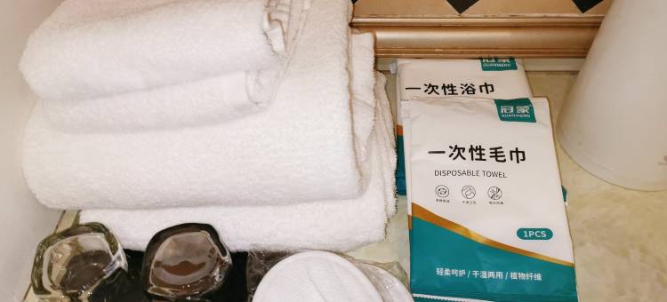 晚枫民宿(昆明火车站西山万达广场店)图片
