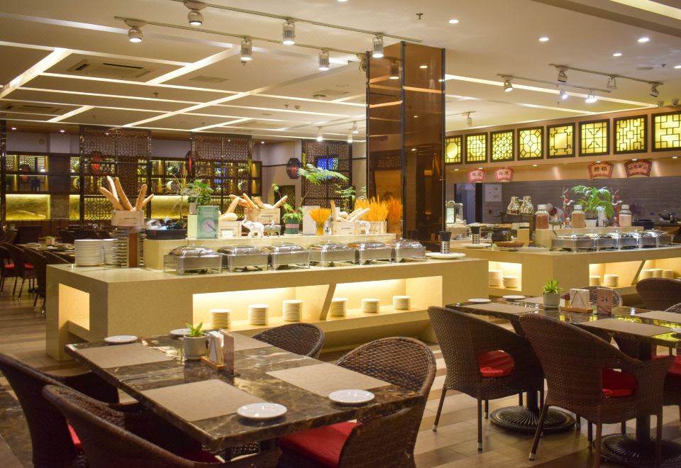 Fujian West Lake Hotel Hotel Overview