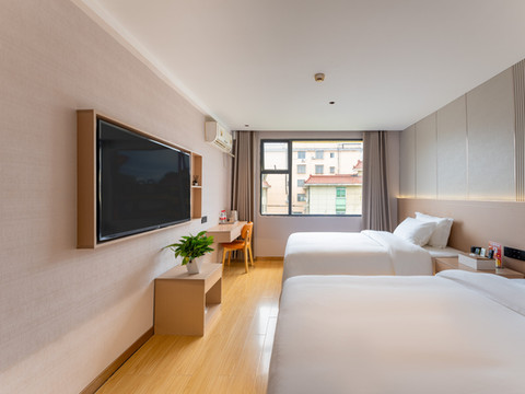 南岩全季酒店(弋阳步行街店)