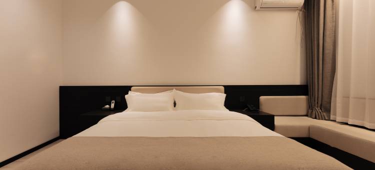 里岸酒店(南戴河仙螺岛店)图片