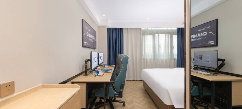 网鱼电竞酒店(苏州渭塘高铁北站店)图片