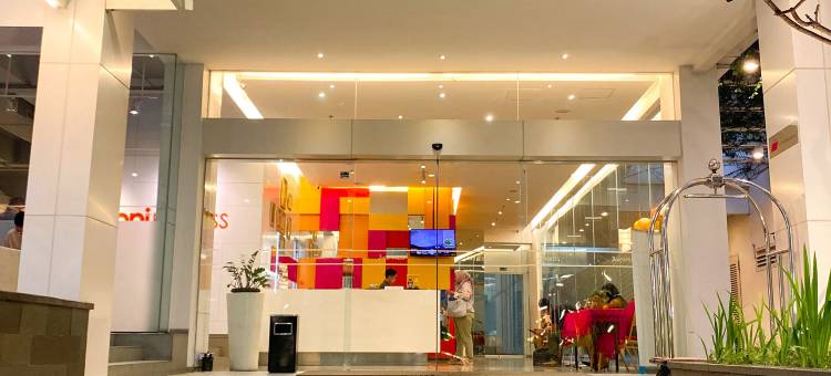 曼加杜阿祖瑞快捷酒店(Zuri Express Mangga Dua)图片