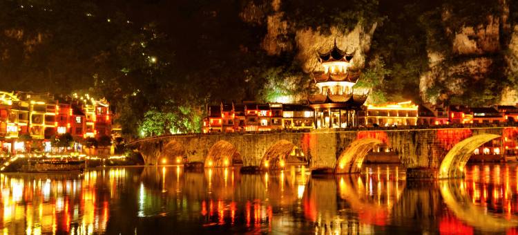 镇远•阅美河畔｜Riverside·Panorama·全景民宿(青龙洞祝圣桥店)图片