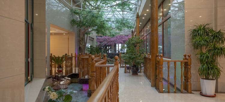 多伦龙栖湾大酒店图片