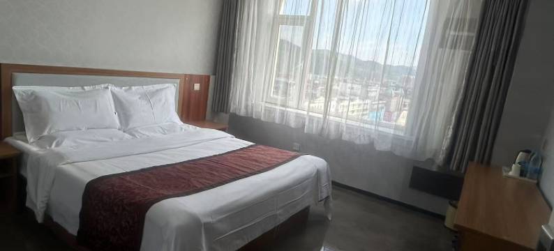 华驿酒店(通化清真寺店)图片