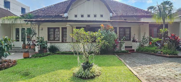 乌尔班维尤鲁玛艾博达哥万隆(Urbanview Rumah Ebo Dago Bandung)图片