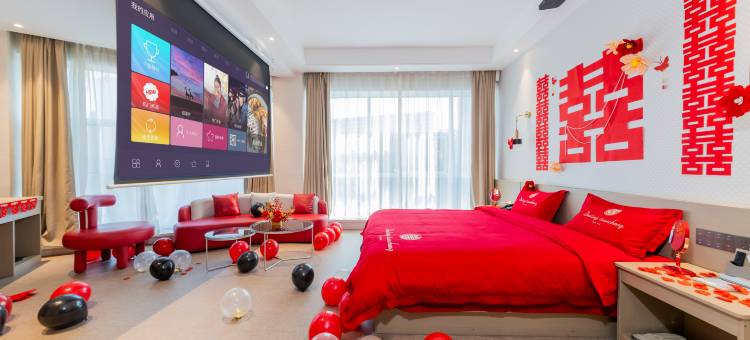 小鹿酒店(民和第二中学店)图片