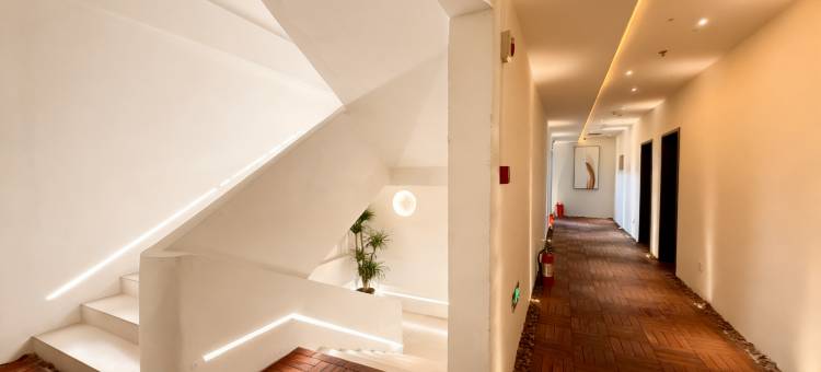 青山见影视电竞酒店图片