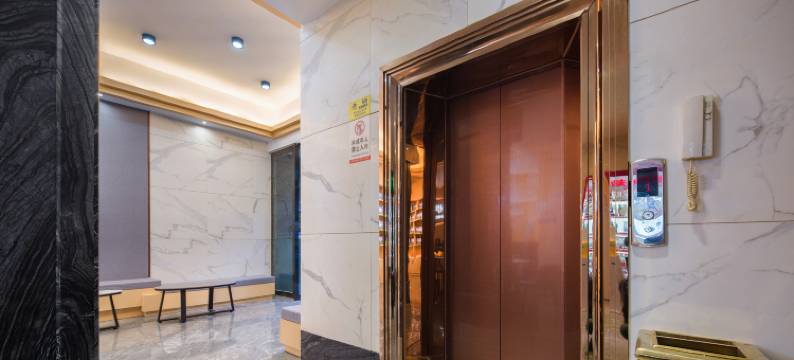 柏豪电竞酒店(张家界后溶美食街店)图片