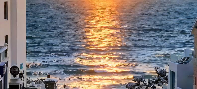 铂丽斯国际大酒店(威海高铁站韩乐坊店)图片