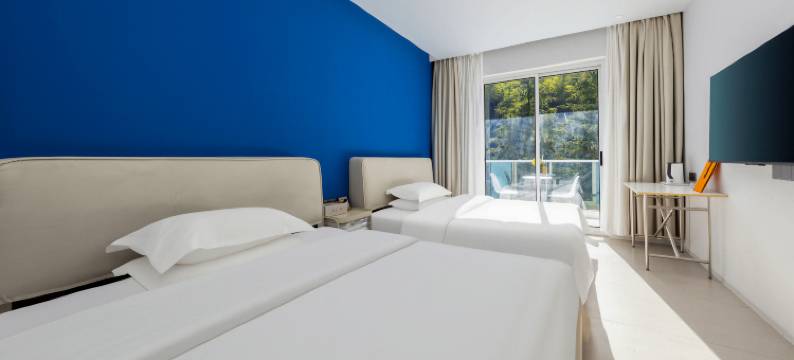 阅山郡・遇见山野｜设计师奢享观景度假美宿(老君山中灵索道店)图片