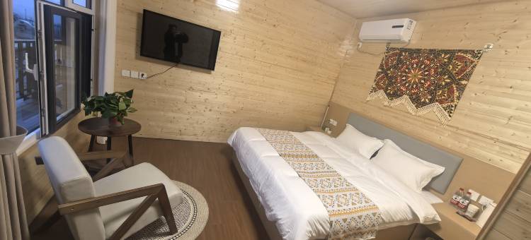 松涧小隐民宿(漫山花溪谷店)图片