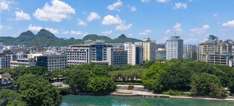 桔子水晶酒店(桂林两江四湖象鼻山店)图片