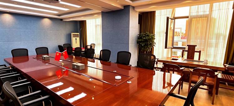 鹿云栖酒店(禧瑞都包头市昆都仑第九中学店)图片