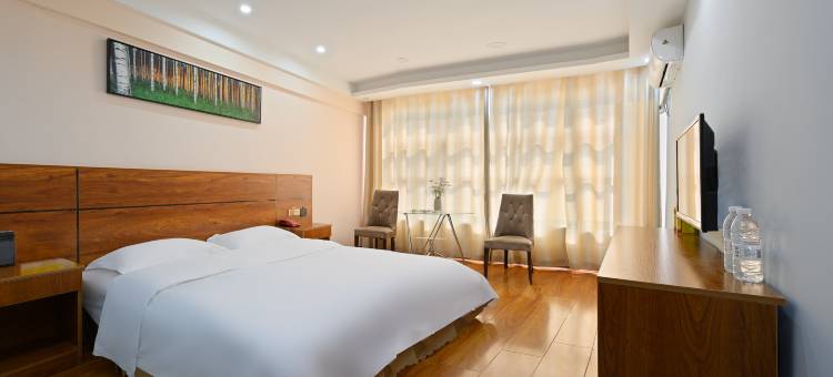 襄东酒店(襄阳东站华侨城奇幻度假区店)图片