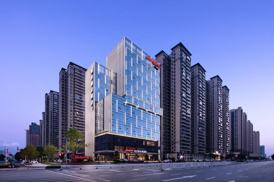 貴港希爾頓歡朋酒店