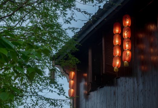 Floral Lux Hotel·Guxi B&B (Keyan Scenic Area Keqiao Ancient Town) Hotel Overview