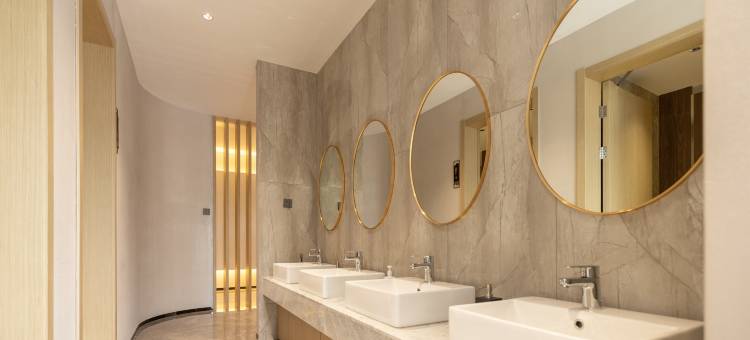 清水涌泉酒店(轩辕广场店)图片