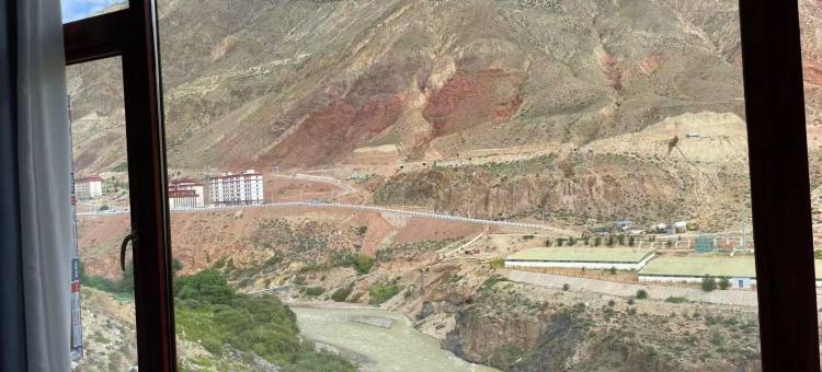 鑫瑞供氧酒店(八宿县店)图片