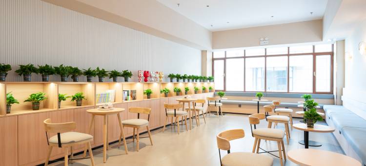 尚客优悦酒店(玉门城边边烧烤店)图片