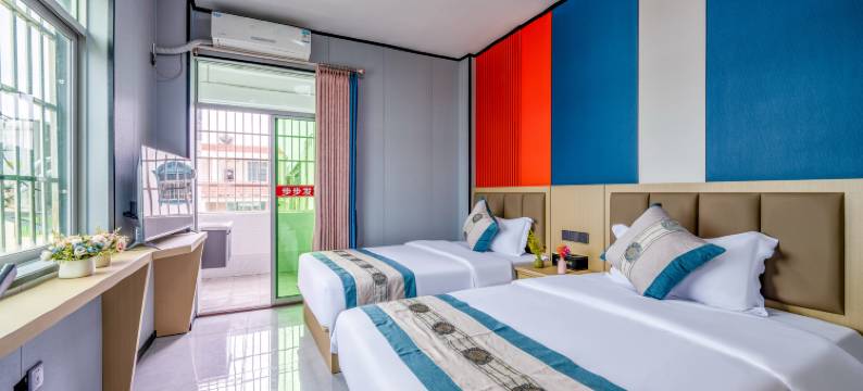 三亚步步发酒店(海棠湾林旺夜市店)图片