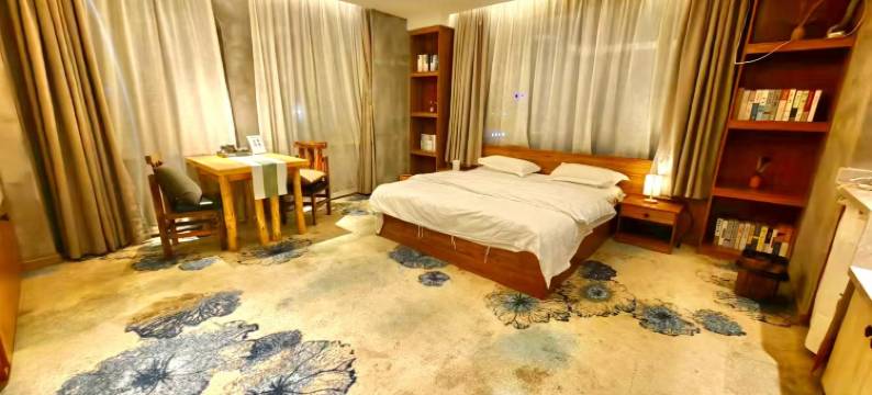 伊春逸风伴山酒店图片