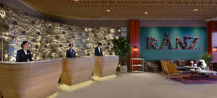 深圳南山南油服装批发城RANZ兰兹酒店(蛇口沃尔玛店)图片