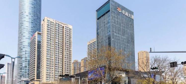 青岛归宿观影民宿(万达CBD店)图片