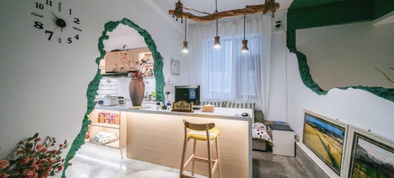 罗平文笔阁酒店图片