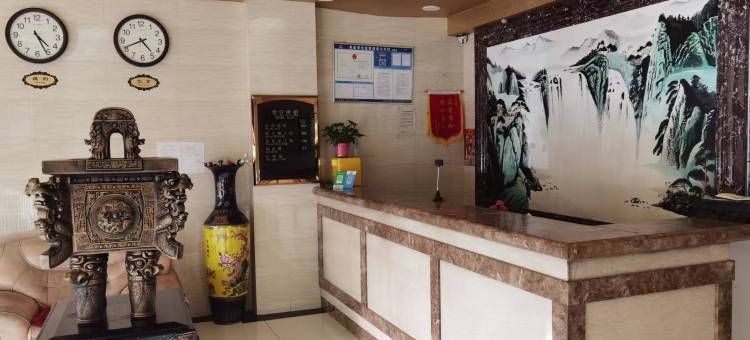 赤峰卧龙湾宾馆(赤峰高铁站店)图片