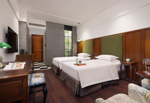 Zhongxiang Mochou Village 1926 Mansion Hotel Overview