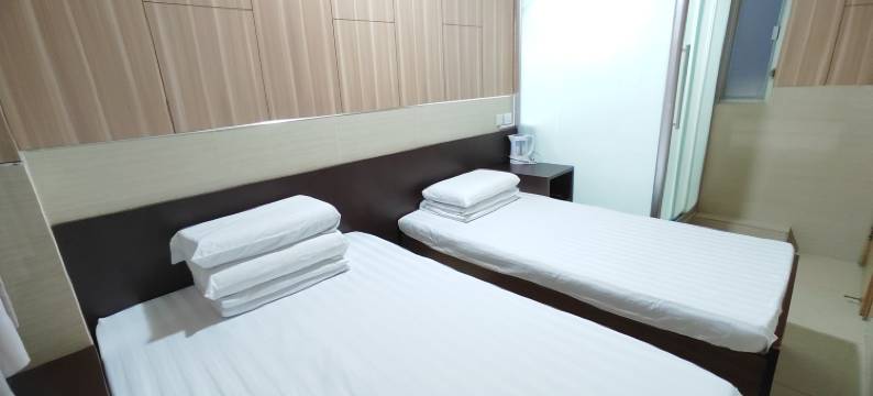 香港广易商务宾馆(旺角地铁E1出口)图片