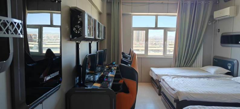 竞自由电竞酒店图片