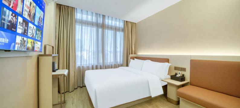 徕茵酒店(上海长海医院翔殷路地铁站店)图片