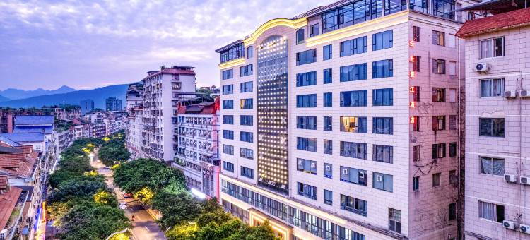 云上景江酒店(重庆云阳店)图片